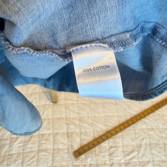 j. Jill denim button up. - Picture 3 of 5